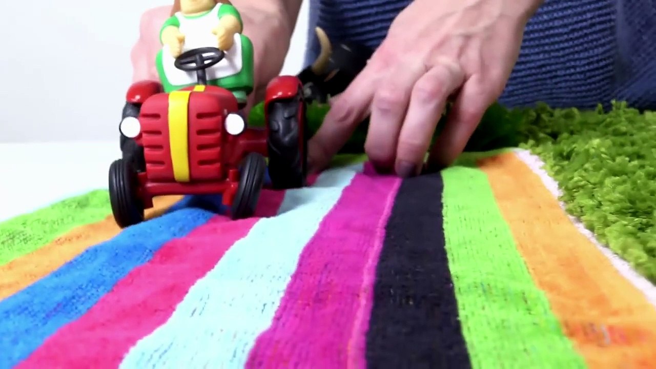 Çiftlikte bir gün geçiriyoruz - Bakalım burada hangi hayvanlar yaşıyor