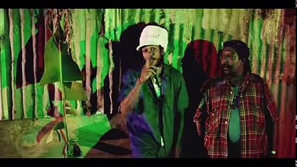 YANISS ODUA - BLING BLING (CLIP OFFICIEL)