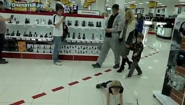 вот это прикол ребёнок-неадекват )))