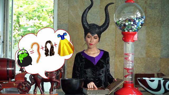 03.Spiderman Frozen Elsa Draw on Snow White Joker Prank Hulk Batman Superman Fun Superhero in real life