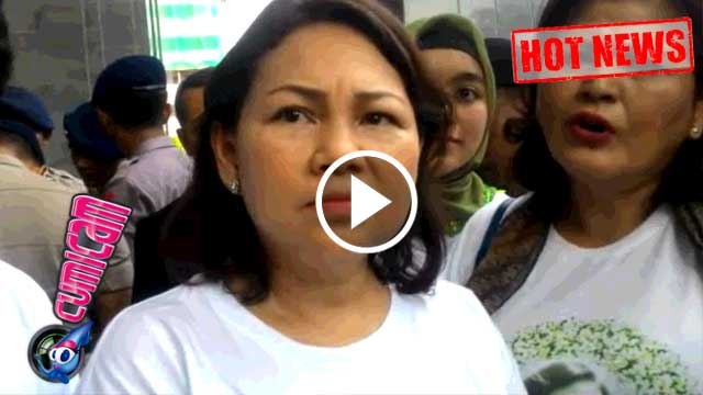 Menantu Dituduh Membunuh, Ibunda Mirna Angkat Bicara - Cumicam 27 Oktober 2016