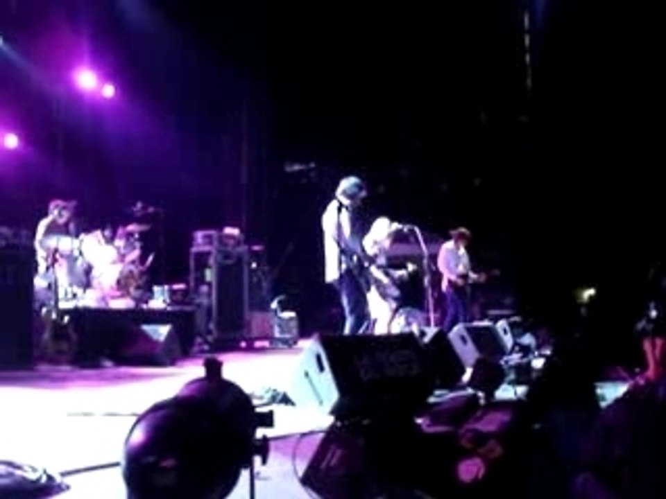 SONIC YOUTH - TEENAGE RIOT - LA ROUTE DU ROCK 2007