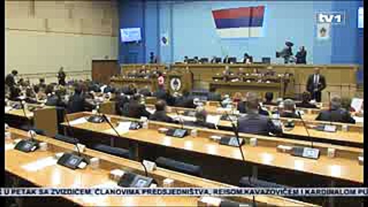 Burna rasprava i suze na sjednici o Danu RS