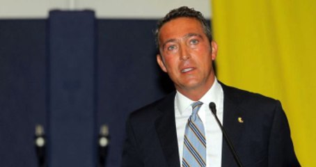 Ali Koç, Aziz Yıldırım'ın Konuşmasından Sonra Adaylığını Açıkladı