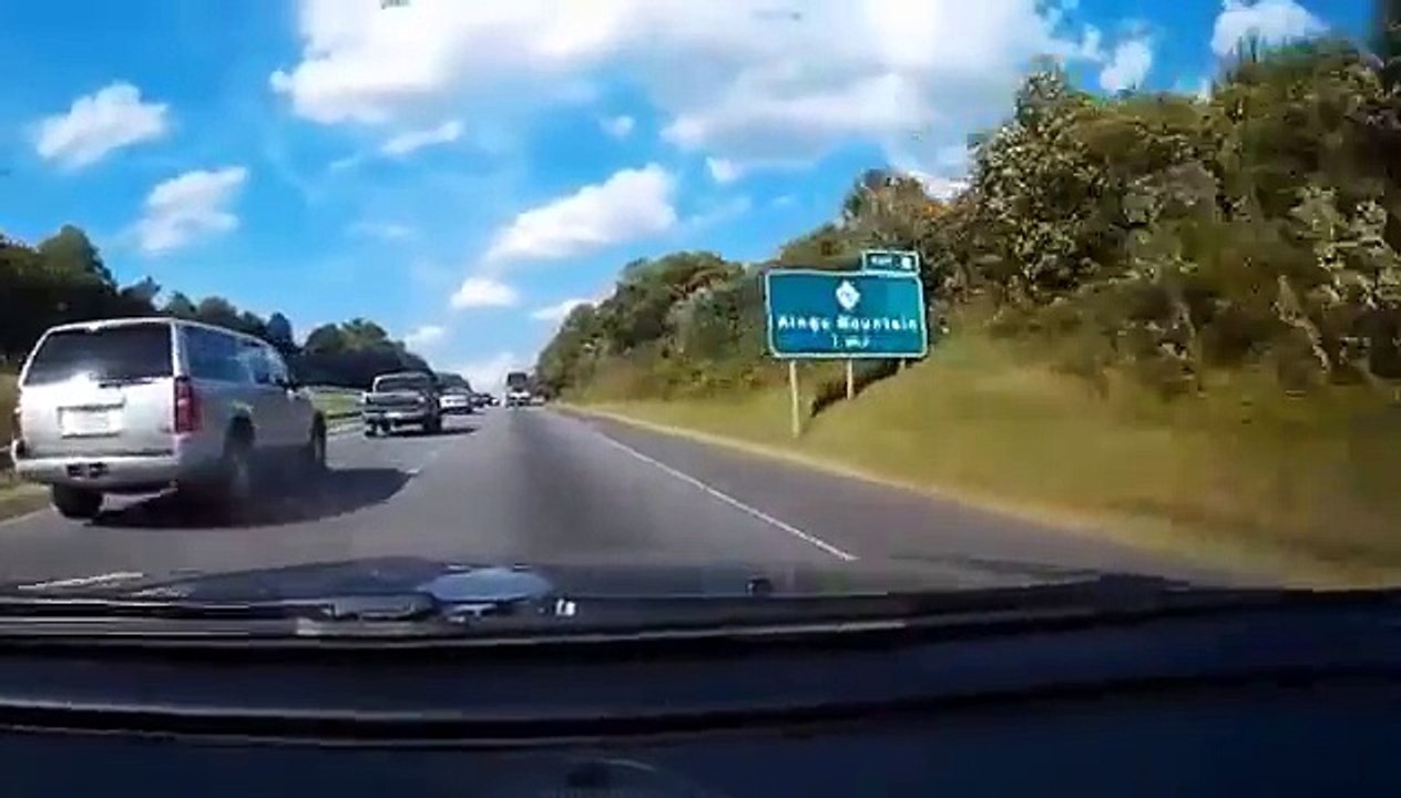 Fallait pas le doubler par la droite! Road rage sur l'autoroute