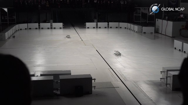 Crash to crash Nissan