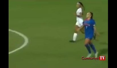 Futbol maçında inanılmaz penaltı