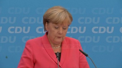 Berlin, humbje shokuese për Merkelin - Top Channel Albania - News - Lajme