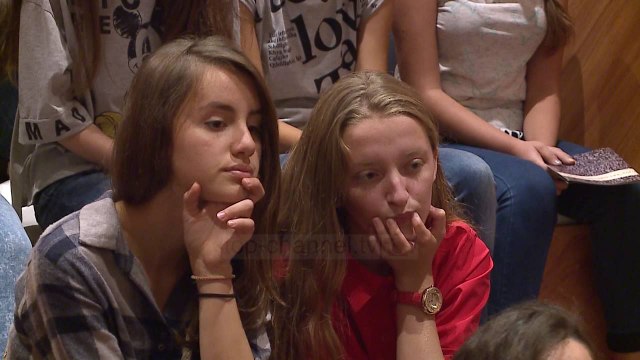 Të flasësh përmes Parrullave - Top Channel Albania - News - Lajme