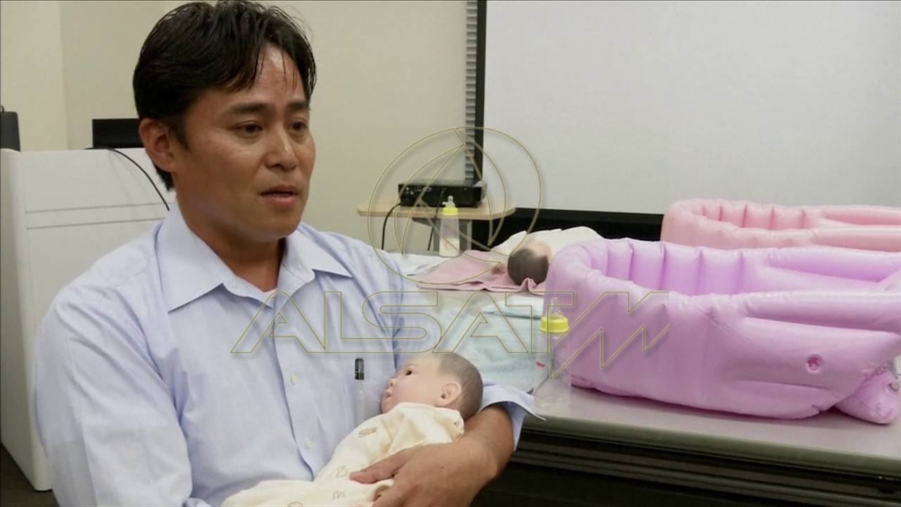 Tokio, kurs për meshkujt “Si të kujdesesh për një bebe”