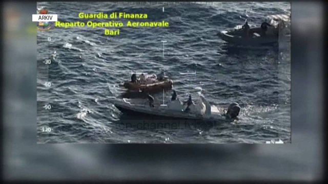 Gomone me 812 kg hashash drejt Italisë, dy në pranga - Top Channel Albania - News - Lajme