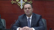 Kërcënohet Adriatik Llalla, detyrohet të largojë familjen - Top Channel Albania - News - Lajme