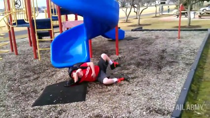 35 Hilarious Videos of People Being Awesome