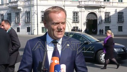 Tusk kërkon mbylljen e rrugës ballkanike për migrantët