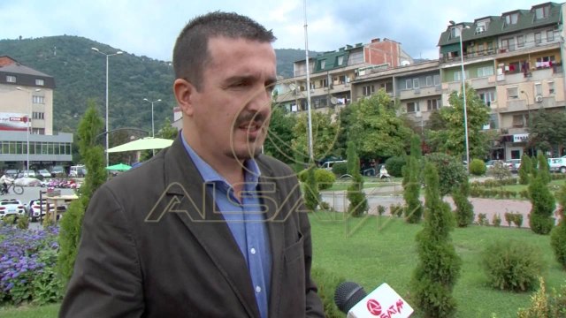 Dygjuhësia, LSDM-ja nuk heqë dorë nga shqipja