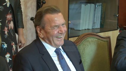 Fleckenstein: Mos pengoni reformat, rrezikoni negociatat - Top Channel Albania - News - Lajme