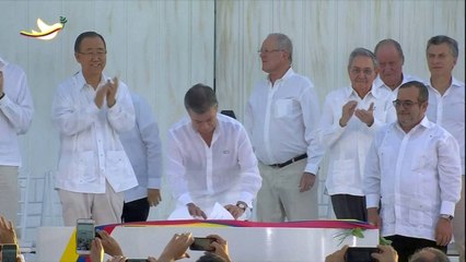 Kolumbi, firmoset marrëveshja e paqes mes qeverisë e rebelëve - Top Channel Albania - News - Lajme