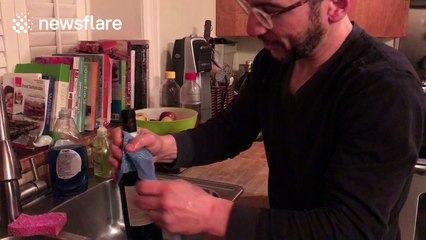 How to quickly chill a bottle of wine