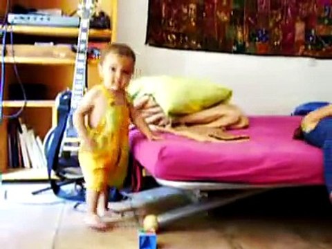 Bebe Baila Chistoso! jaja â˜… bebes divertidos risa bebe bebes chistosos bebe humor