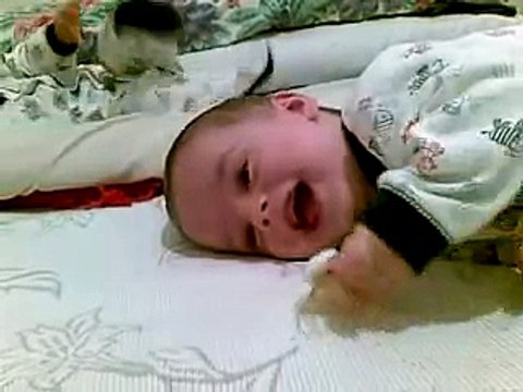 Bebe Con Ataque De Risa! (Contagioso!) â˜… bebes divertidos risa bebe bebes chistosos bebe humor