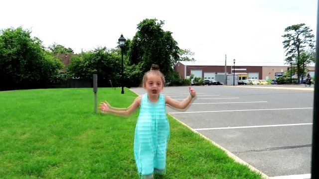 BAD BABY HITS HEAD! - Frozen Elsa’s POOL DATE! Spiderman Maleficent Pink Spidergirl Joker! Superhero-n8WejADgC8Q