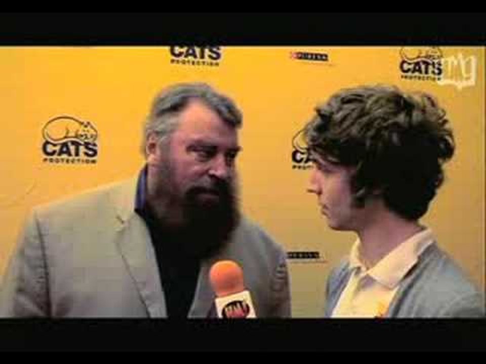 BRIAN BLESSED MEETS HOLY MOLY!