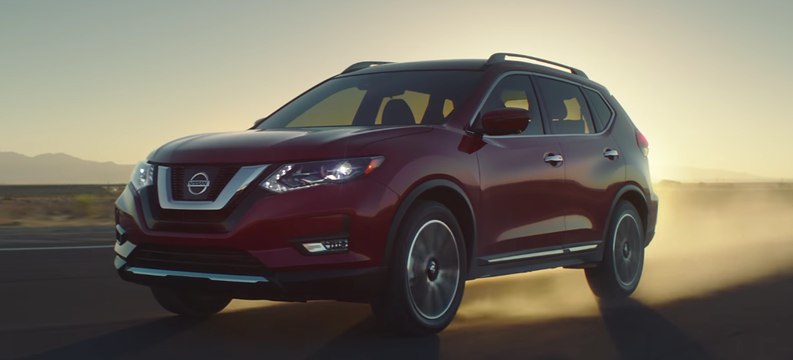 VÍDEO: El Nissan Rogue 2017 sale vivo hasta de Star Wars