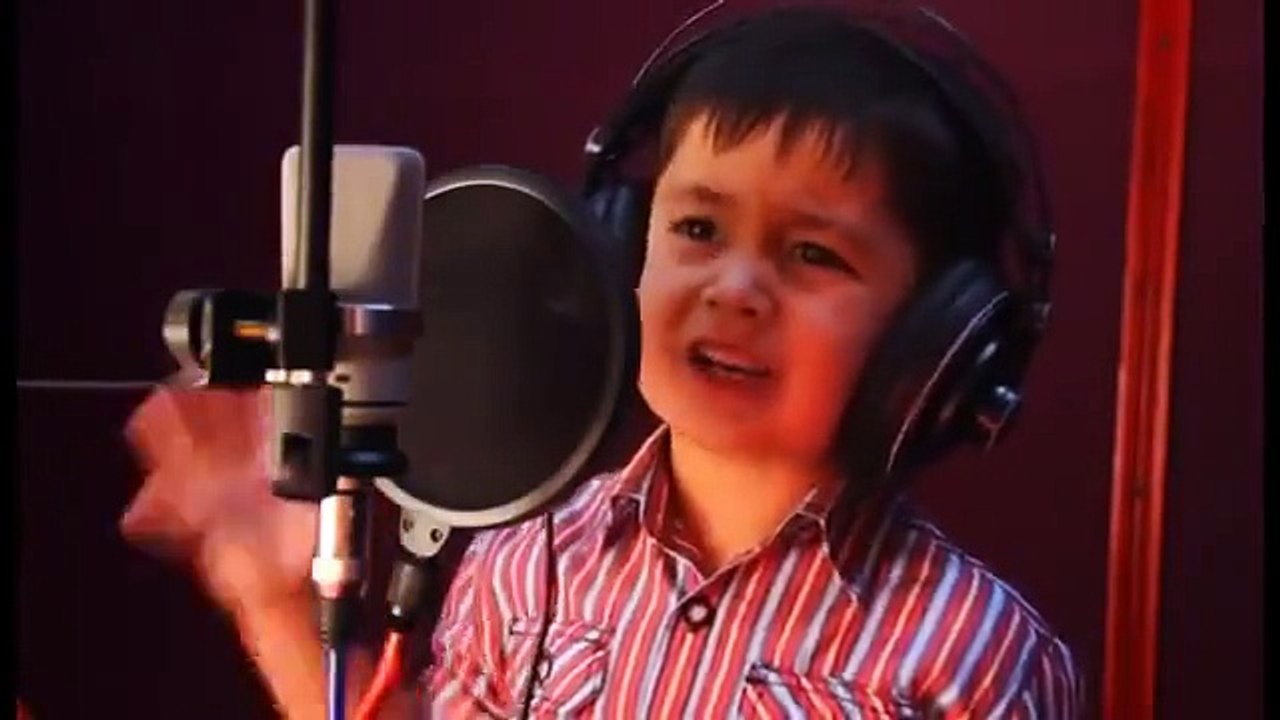 Sesiyle Milyonları Kendine Hayran Bıraktı