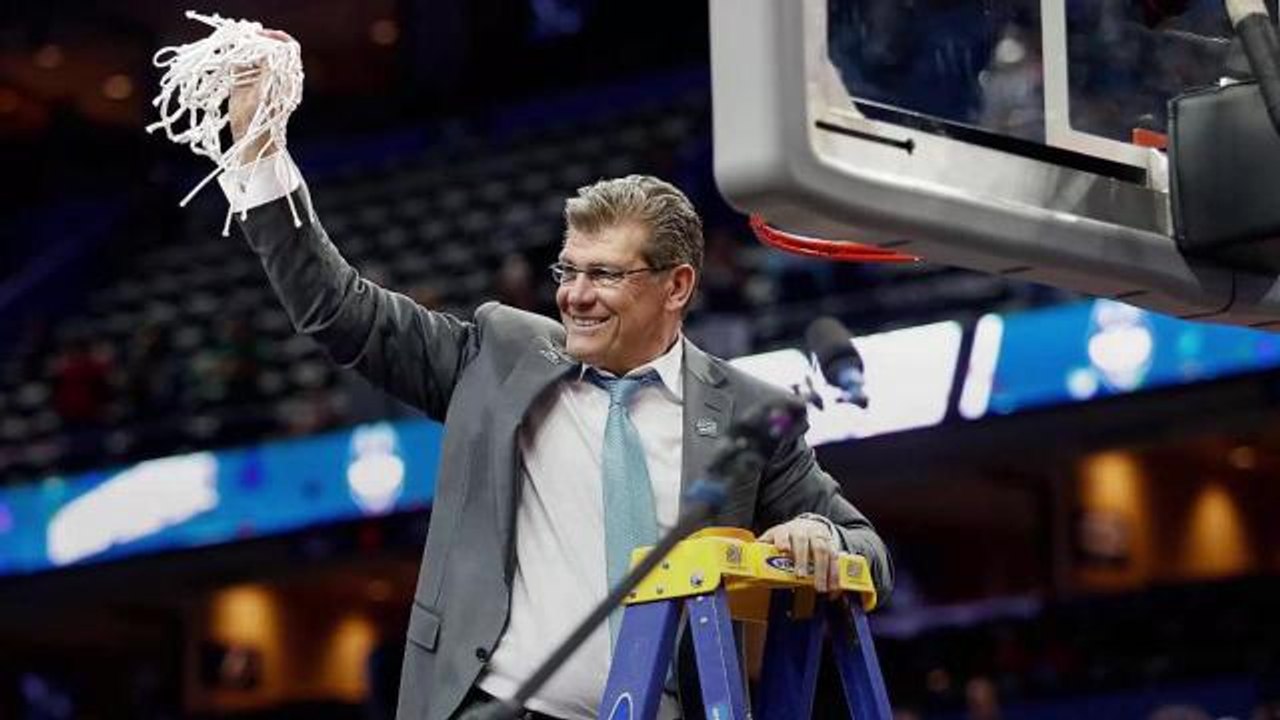 Connecticut No. 1 again in women's preseason basketball poll