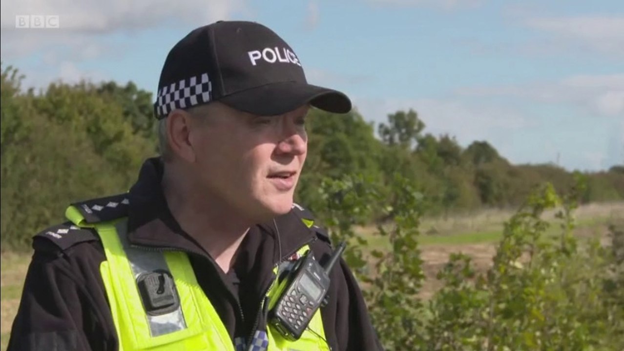 BBC1_Countryfile Autumn Diaries  episode3 26Oct16 - Lincolnshire police tackle illegal hare coursing