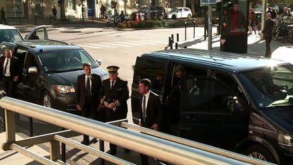 En visite à Bordeaux, Valls défend un projet de revenu universel