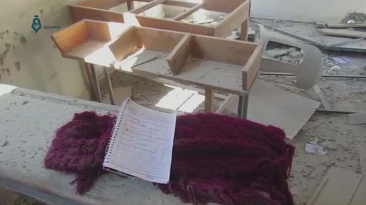 Siria: bombe sulle scuole a Idlib e ad Aleppo
