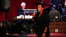 Franz Goovaerts & the Ronnie McDowell Band perform 'Blue Suede Shoes' Elvis Week 2016