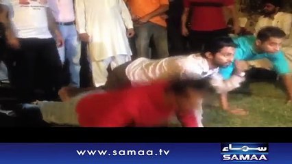 PTI workers do pushups ahead of Islamabad lockdown