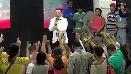 Pastor declara Uncion de tarjeta de crédito