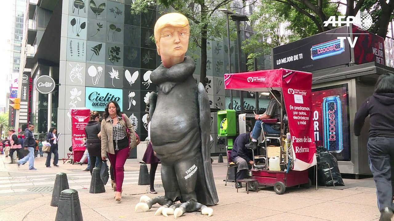 Mexican artist unveils Trump-vulture statue