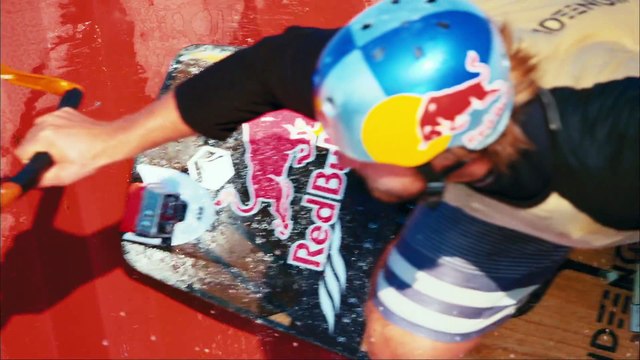 Wakeboard tractés par une grue sur des containers dans un port en Croatie !