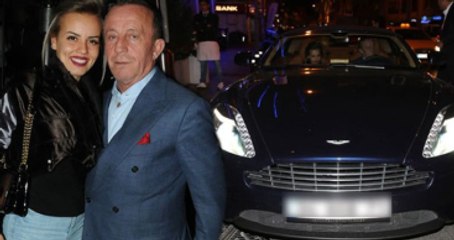 Ali Ağaoğlu 700 Bir Euroluk Yeni Oyuncağıyla Bebek'te