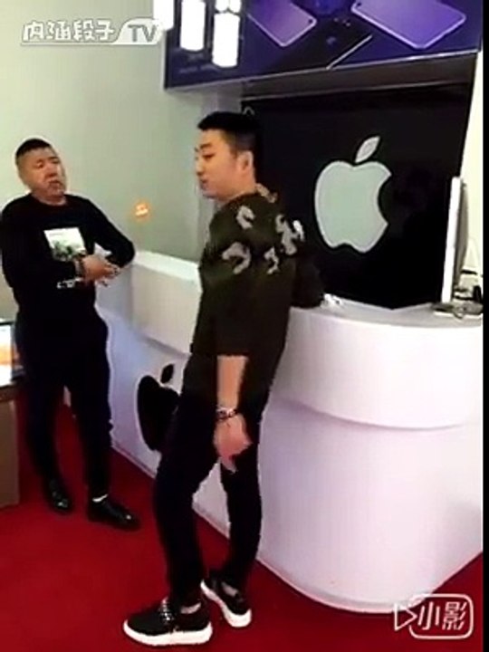 iPhone 7 Hammer & Knife Scratch Test!