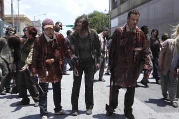 Top 10 Ways To Survive the Zombie Apocalypse