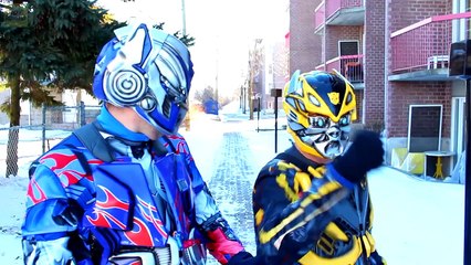 Tải video: Spiderman & Frozen Elsa vs Joker! Spidermans Valentines Day - Fun Superhero Movie in Real