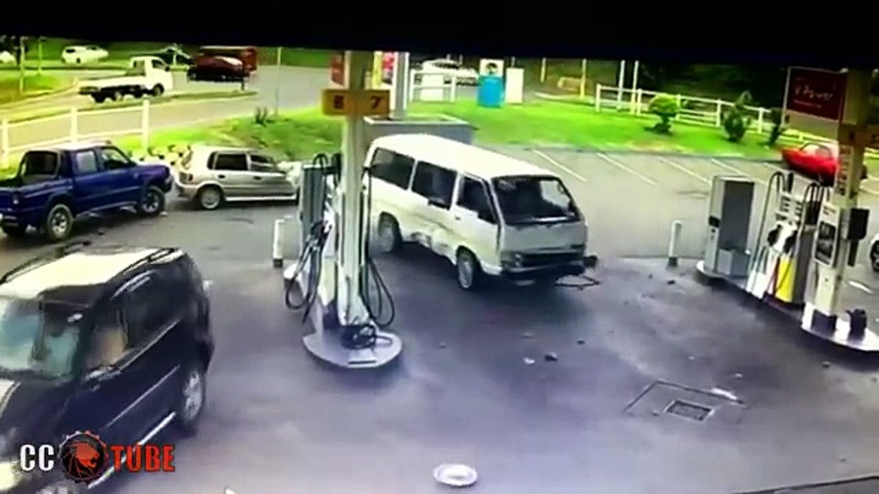 South Africa ROAD RAGE & CAR CRASHES, Bad drivers of South Africa compilation