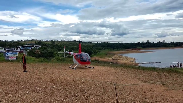 Crash d'un hélicoptère dans un fleuve