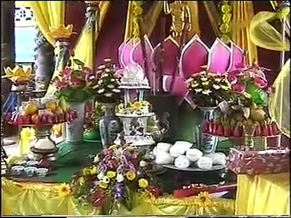 Tân Hồng Thái Tham Gia Đại Lễ Phật Đản 2006 Tại Chùa Cả Tp Nam Định Phật Lịch 2050