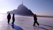 La baie du Mont-Saint-Michel complètement gelée
