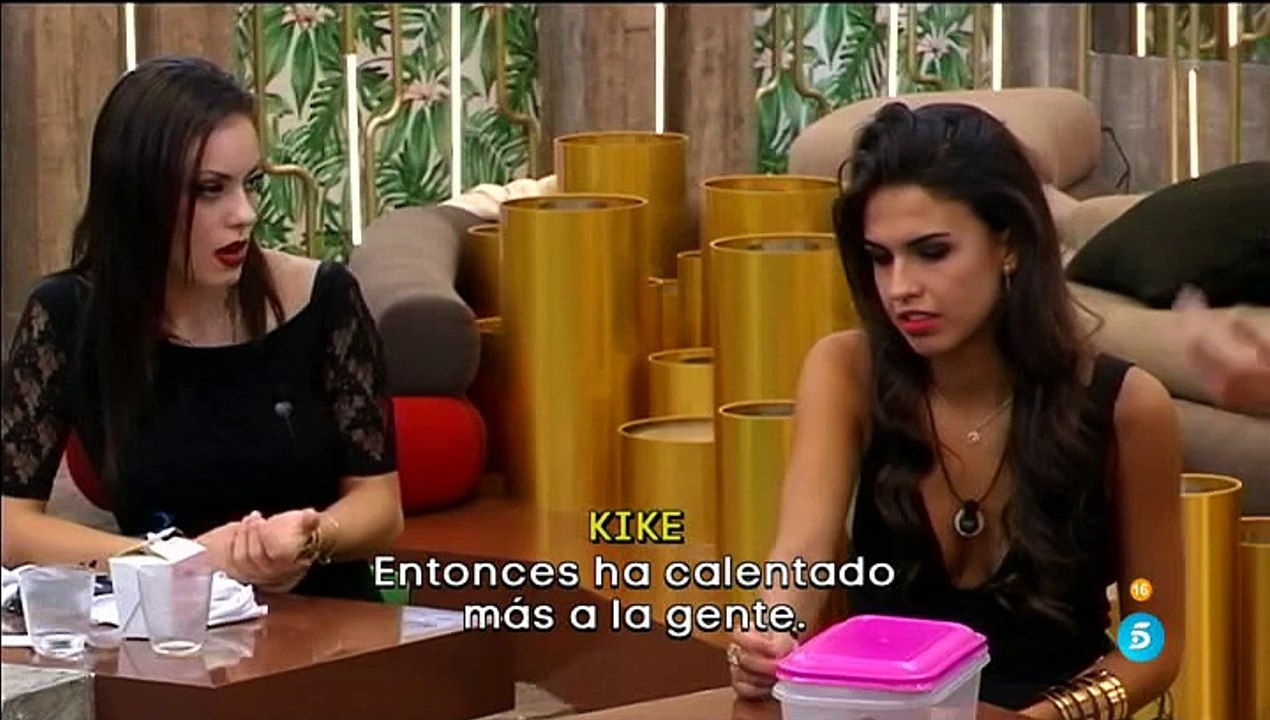 Suso y marta hundidos por  los abucheos