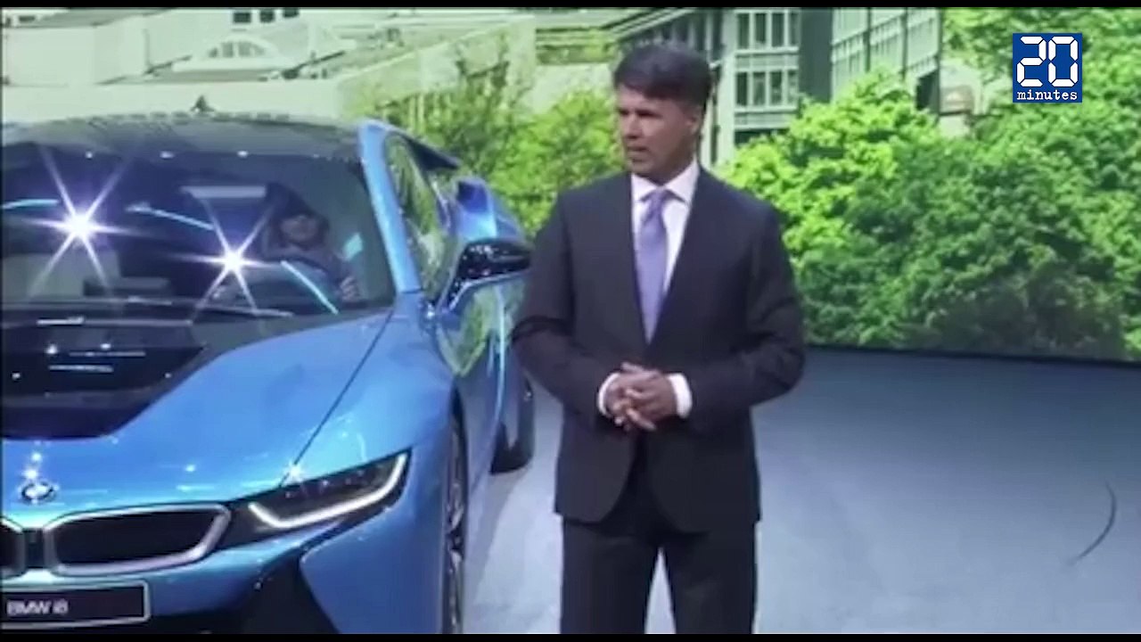 Le patron de BMW s'effondre en plein discours