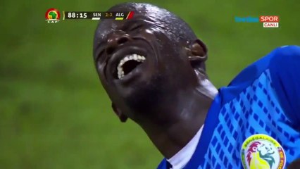 Guarda-redes do Senegal fez a pior simulação da história do futebol