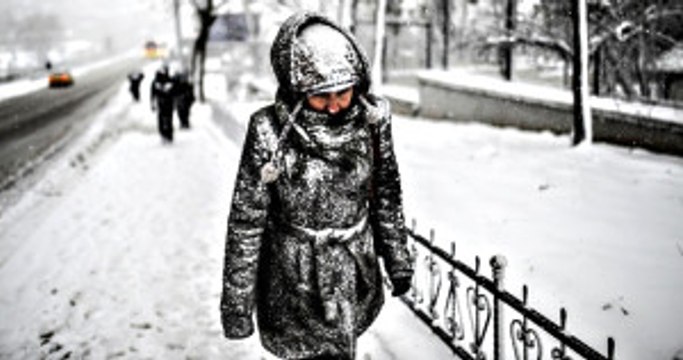 İstanbul'da Kar Yarın Öğle Saatlerinden İtibaren Etkili Olacak