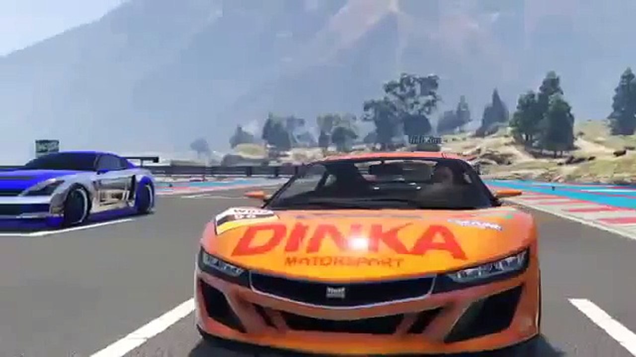 FAZENDO UMAS CORRIDA NO GTA V ONLINE